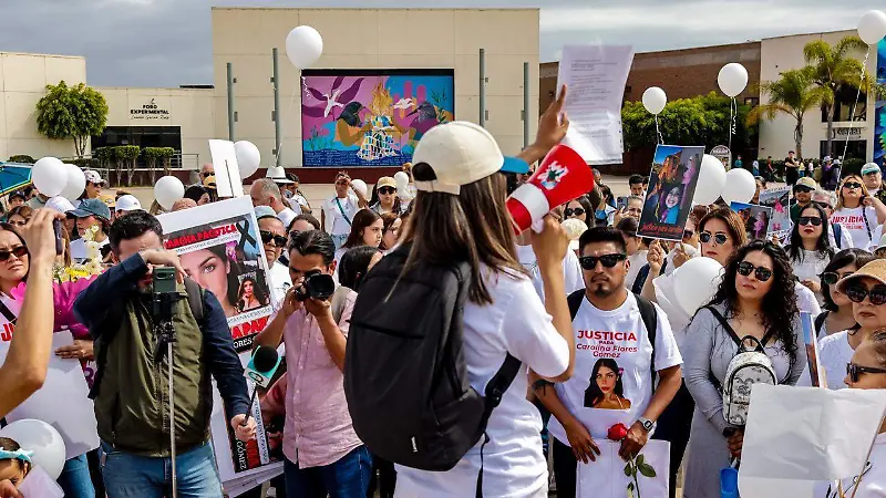 Marcha por Carolina Flores en Ensenada